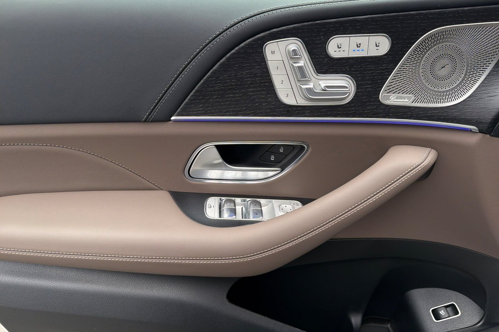 New 2026 Selenite Grey Metallic Mercedes-Benz GLS 63 AMG® image 26