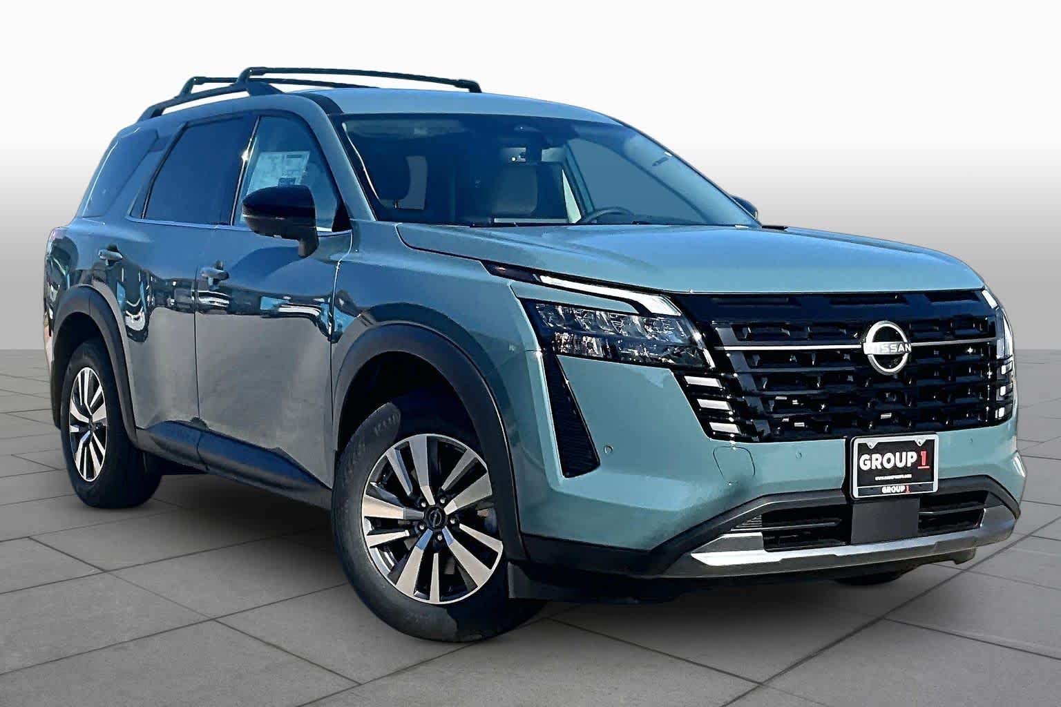 New 2026 Baltic Teal Pearl Nissan SL image 2