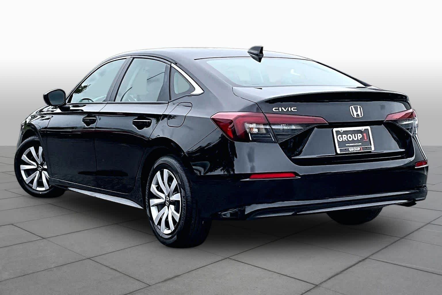 Used 2025  Honda LX image 10
