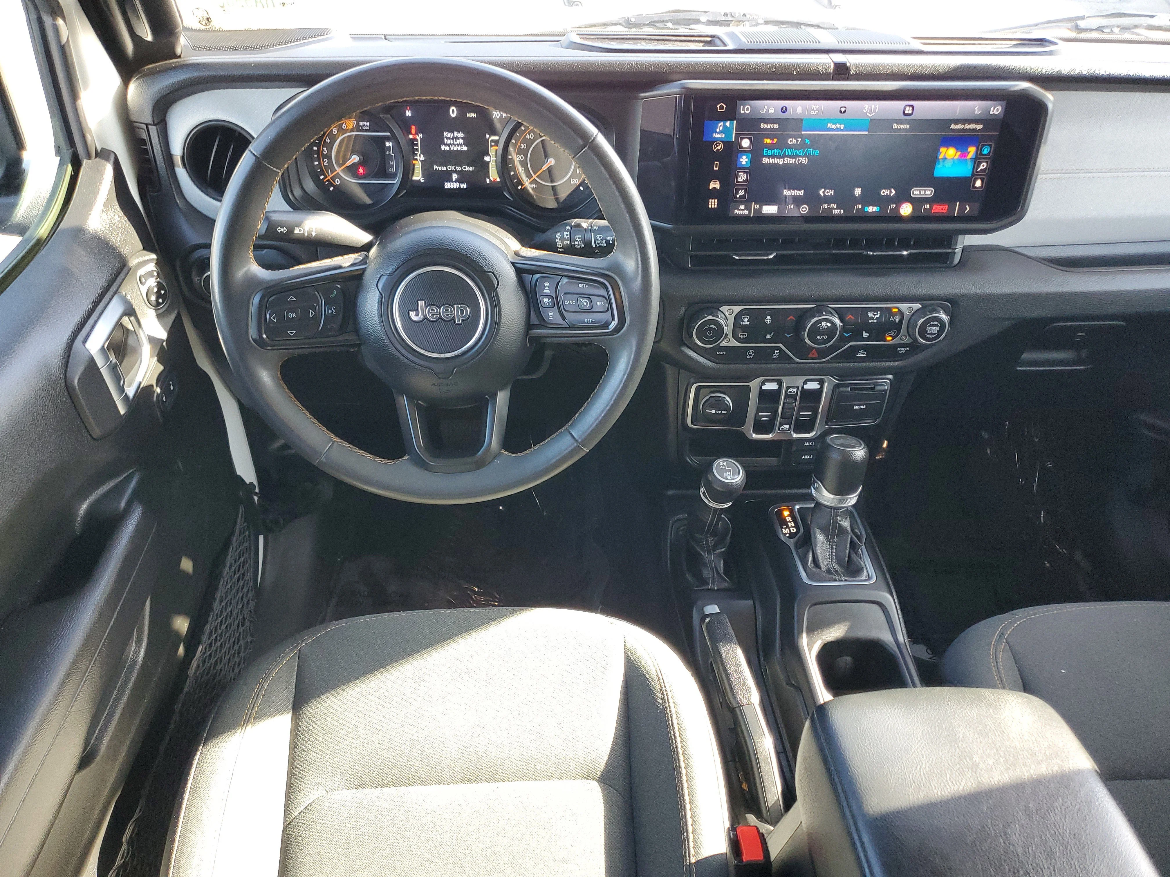 Used 2024 White Jeep Sport S image 16