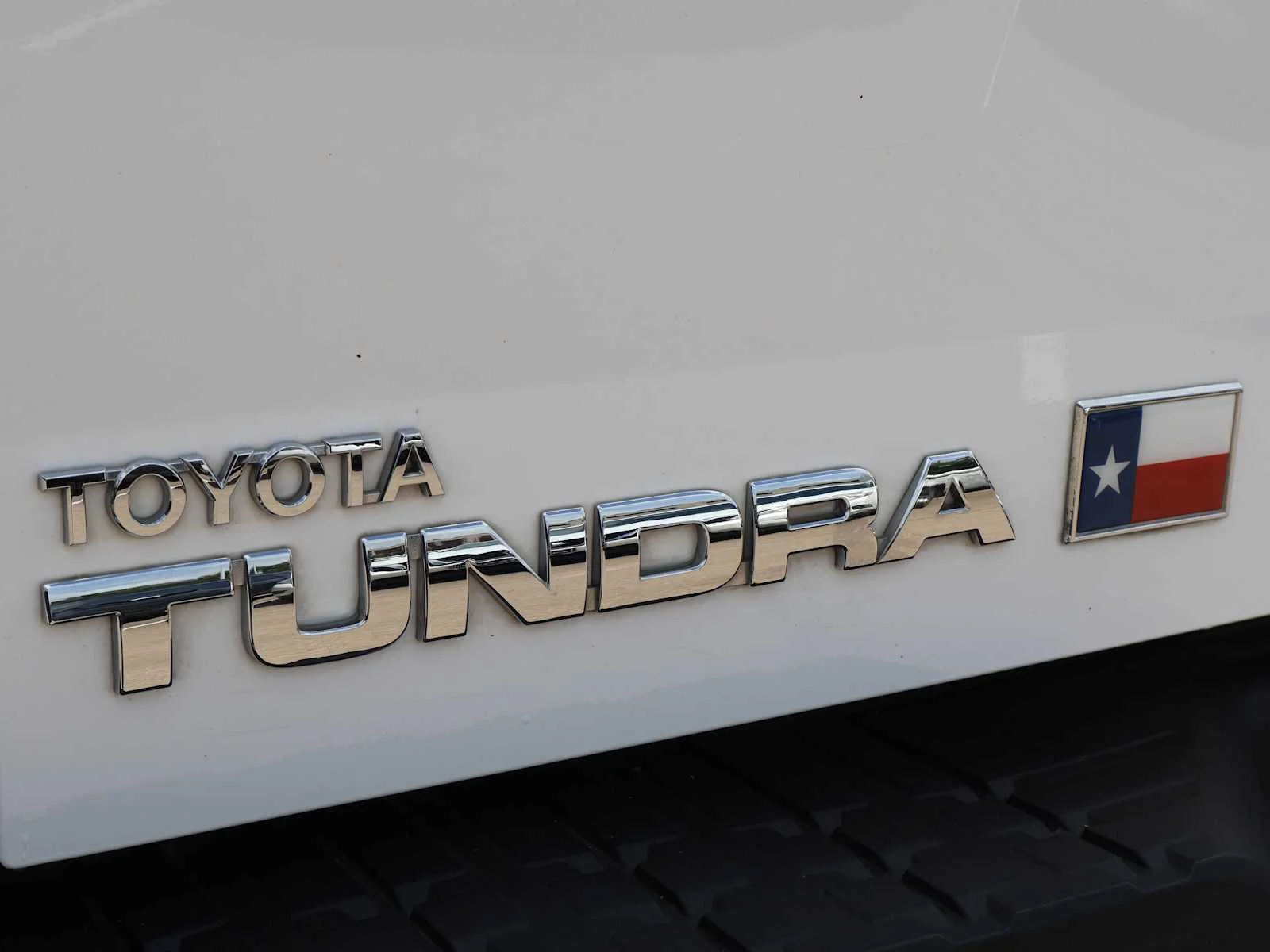 Used 2013 Super White Toyota LTD image 12