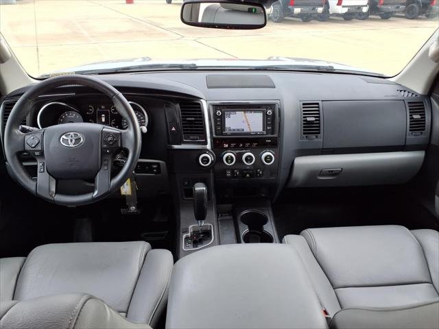 Certified Used 2018 SILVER ME Toyota  image 9