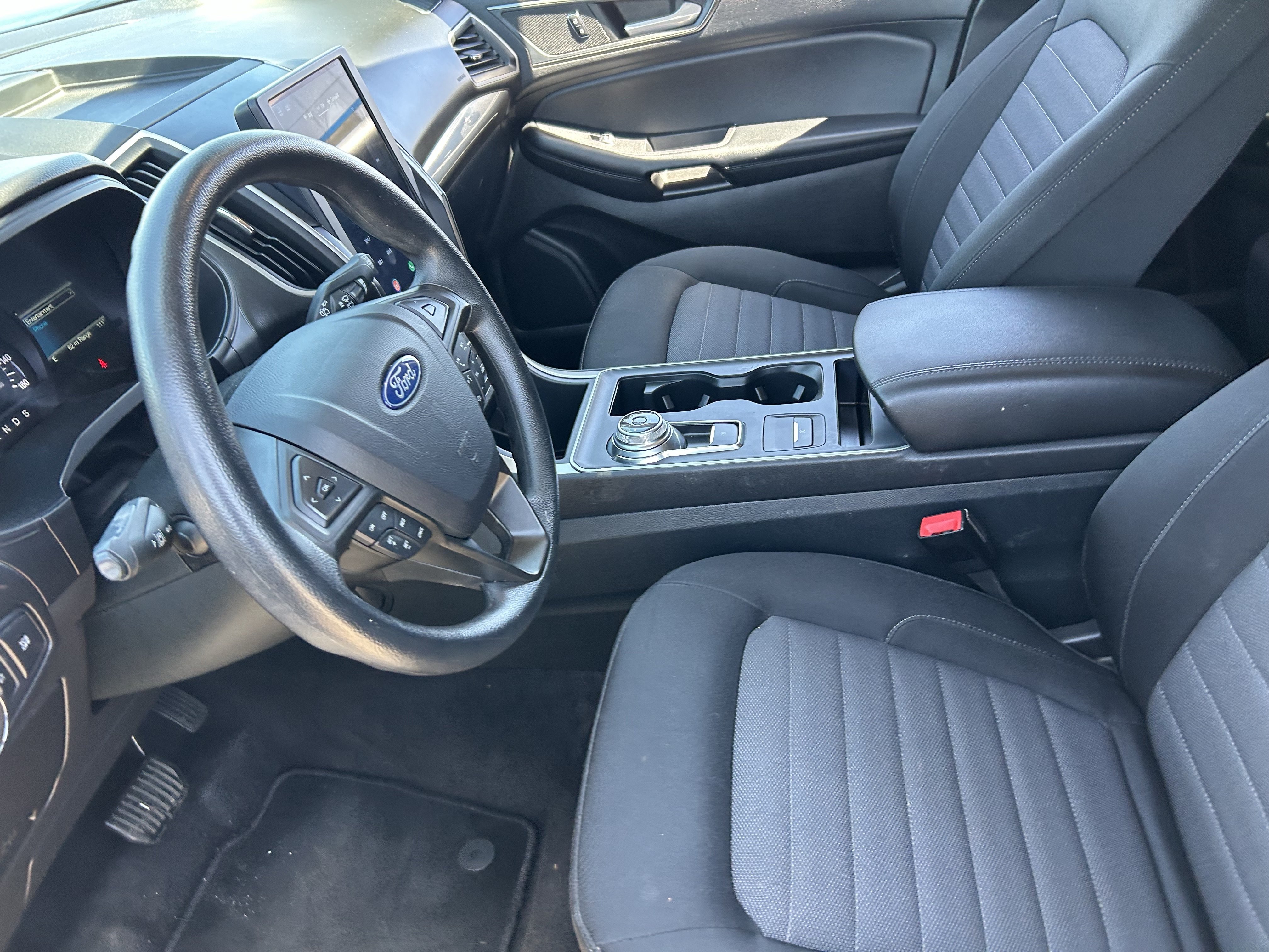 2023 Ford Edge SE - Photo 27