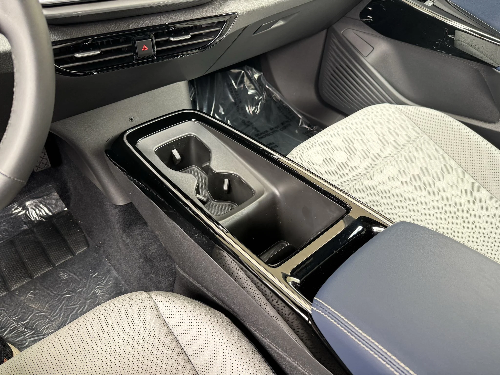 New 2026 Pure Gray Volkswagen Pro S image 26