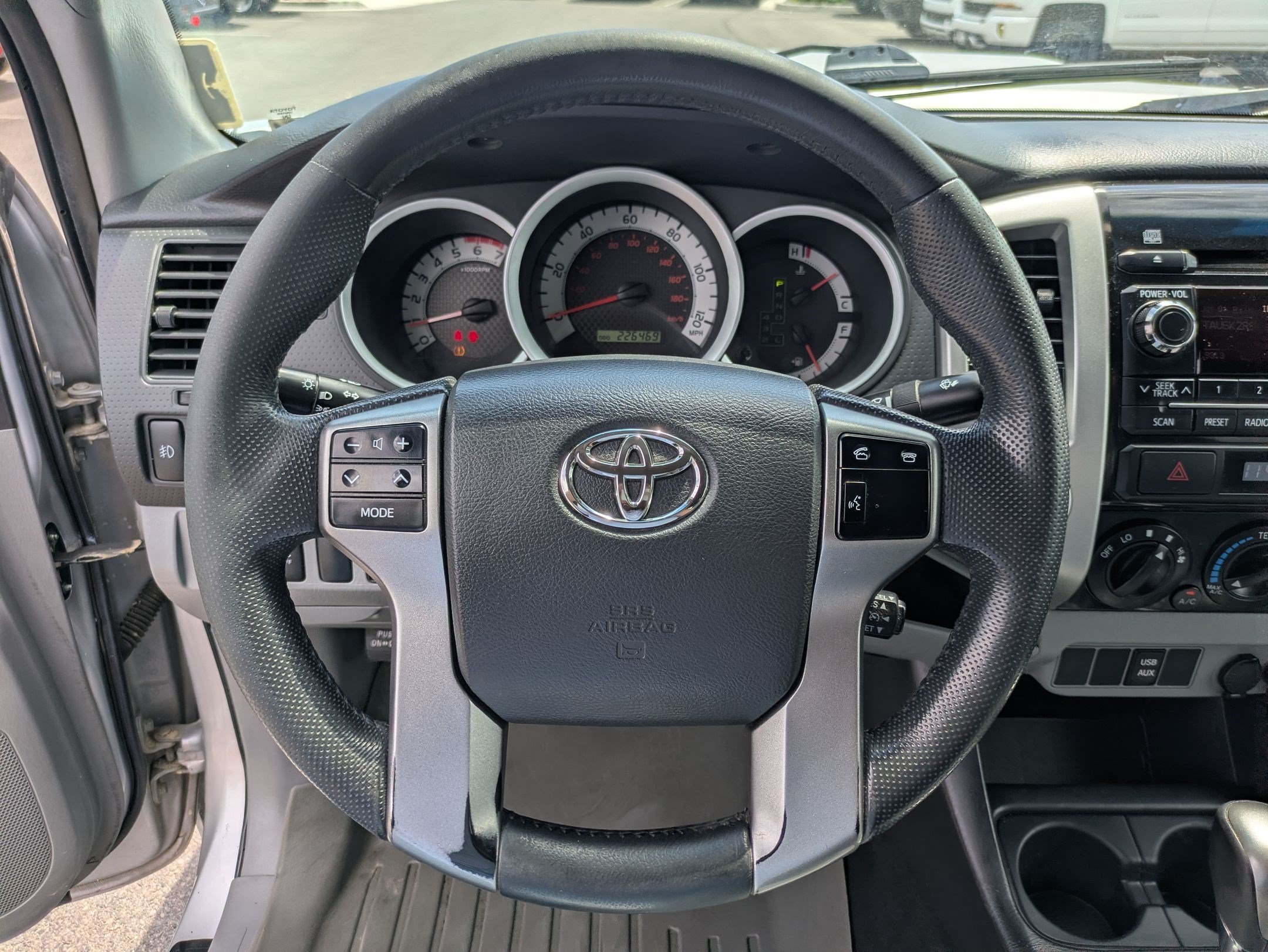Used 2012 Silver Streak Mica Toyota 4WD Double Cab V6 MT (Natl) image 16