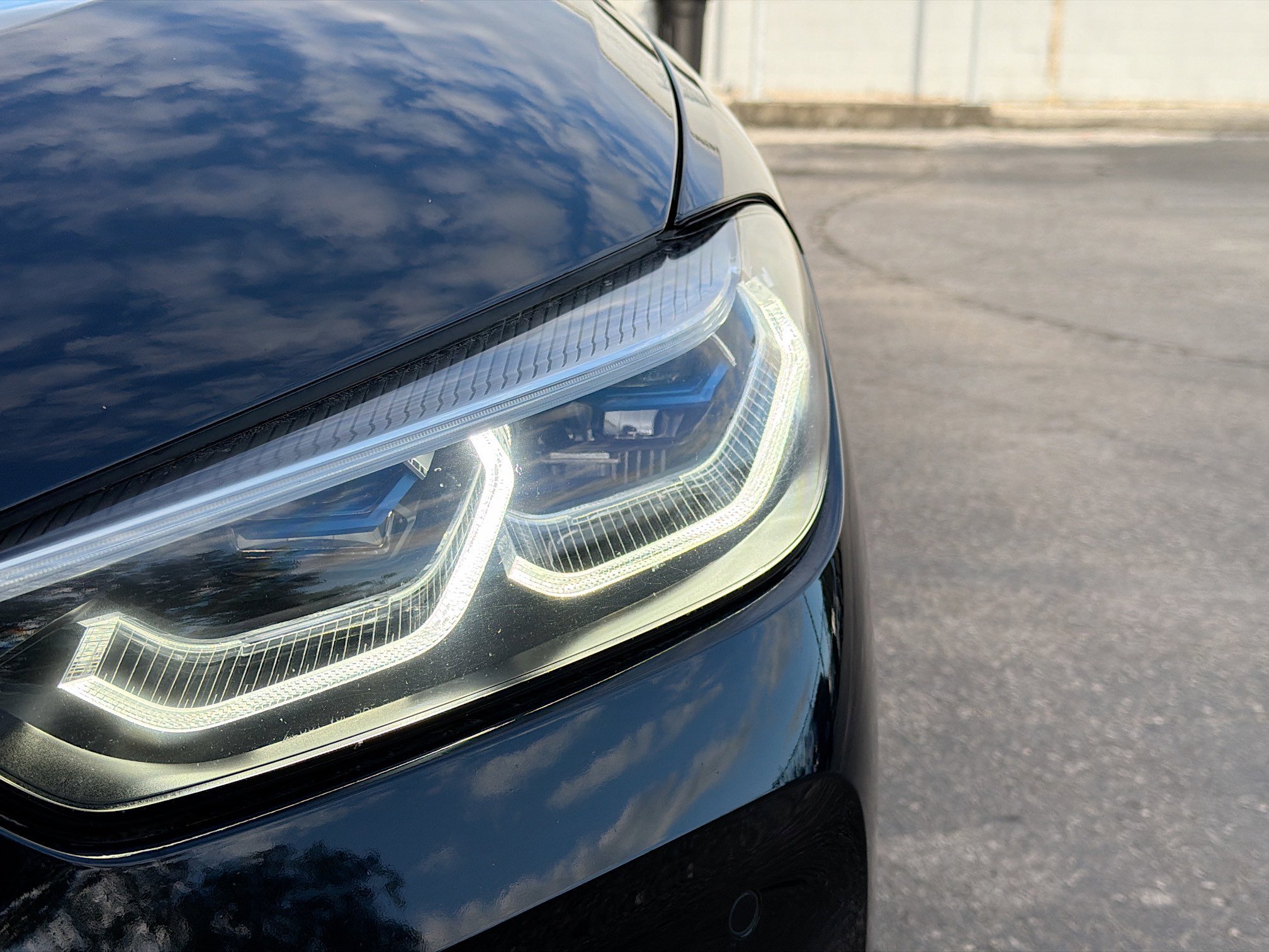 Used 2022 Black Sapphire Metallic BMW M850i image 9