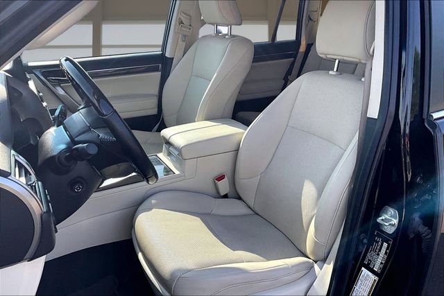 Used 2022 Black Lexus 460 image 24