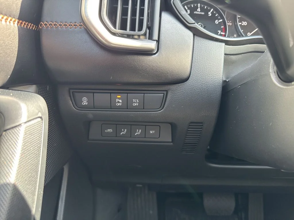 New 2026 Wind Chill Pearl Mazda 2.5 S Premium AWD image 33