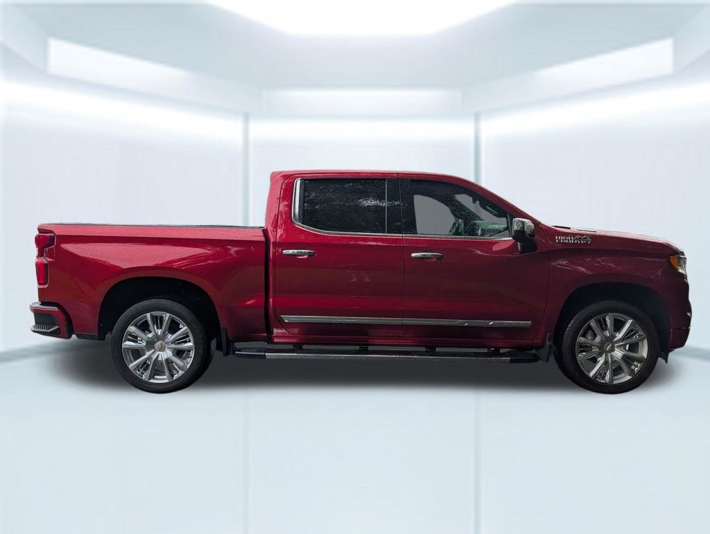 Used 2023 Red Chevrolet High Country image 7