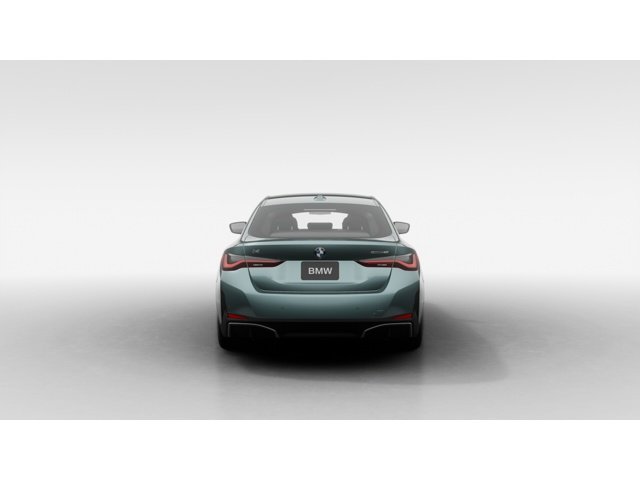 New 2026 Cape York Green Metallic BMW eDrive40 image 5