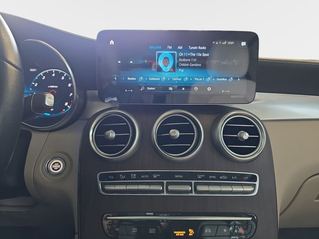 Used 2021  Mercedes-Benz GLC 300 Coupe image 22