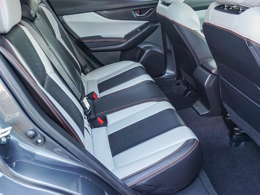 Used 2020 Gray Metallic Subaru Limited image 13