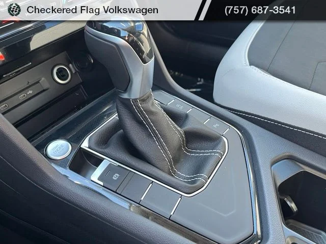 New 2026 Black Volkswagen 1.5T SE image 38