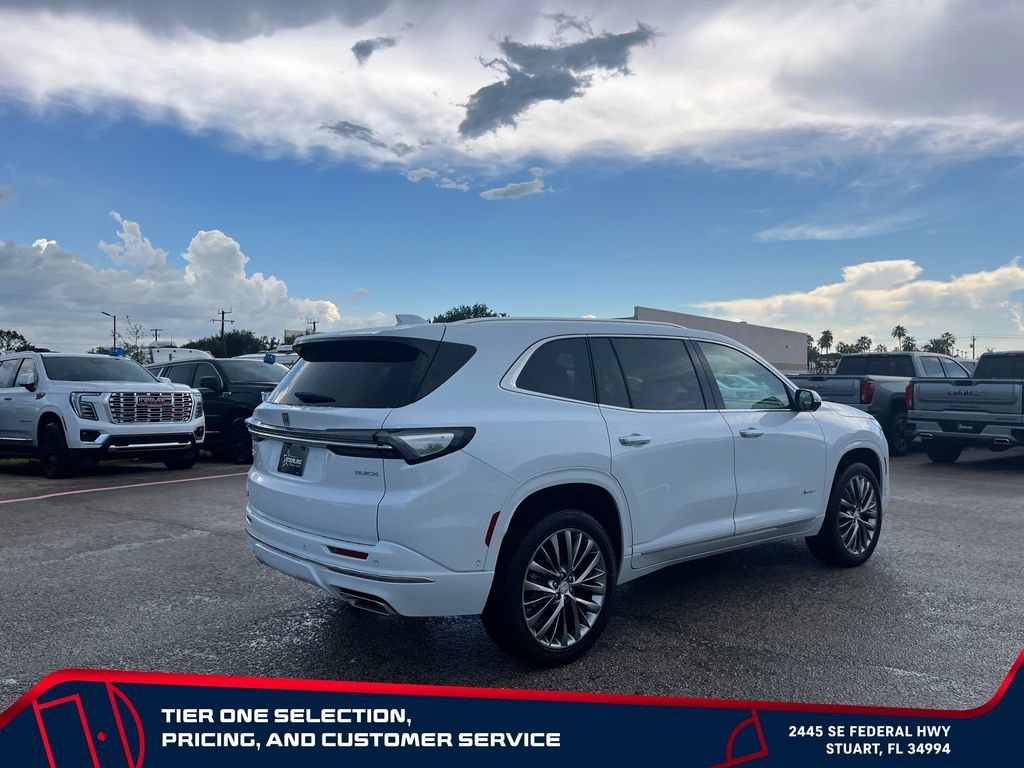 2026 Buick Enclave Avenir - Photo 8