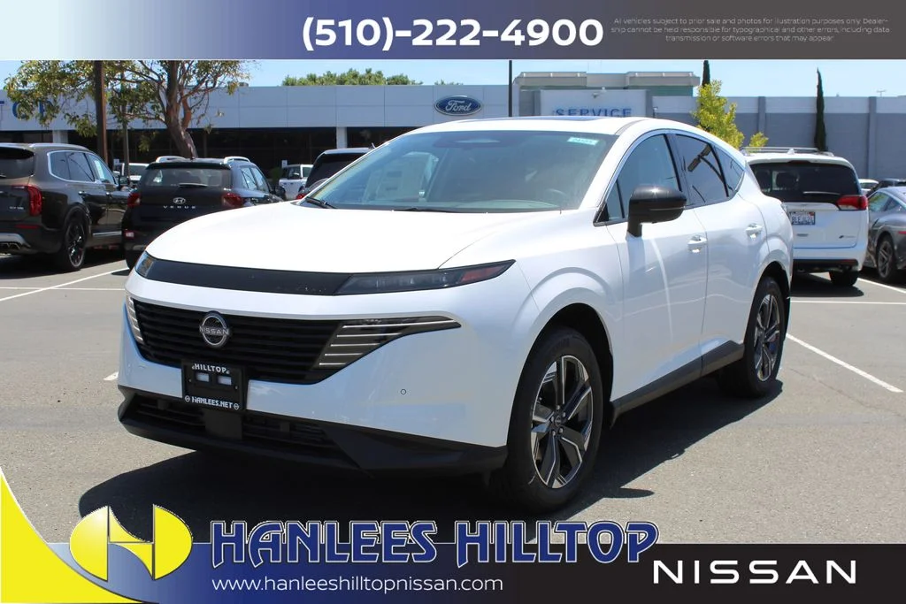 New 2026 White Nissan SL image 3