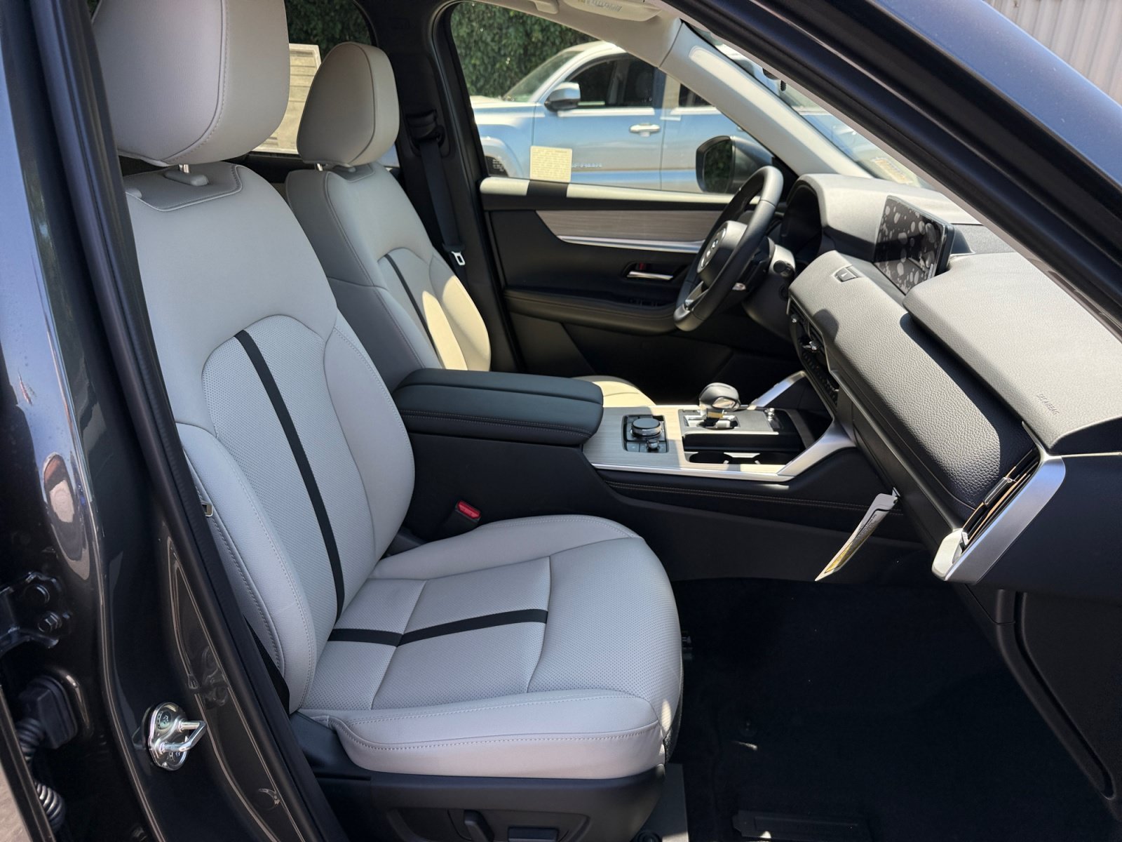 New 2026 Machine Gray Metallic Mazda Preferred image 20