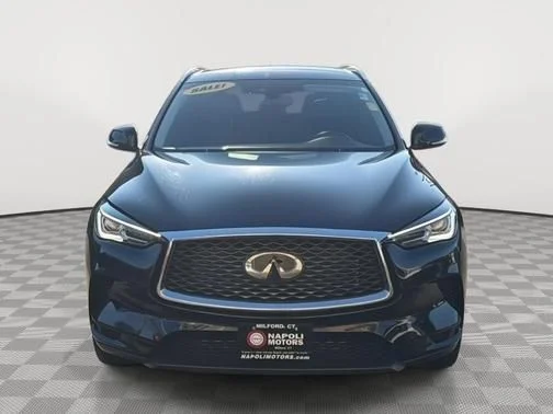 Used 2023 Black INFINITI LUXE image 8