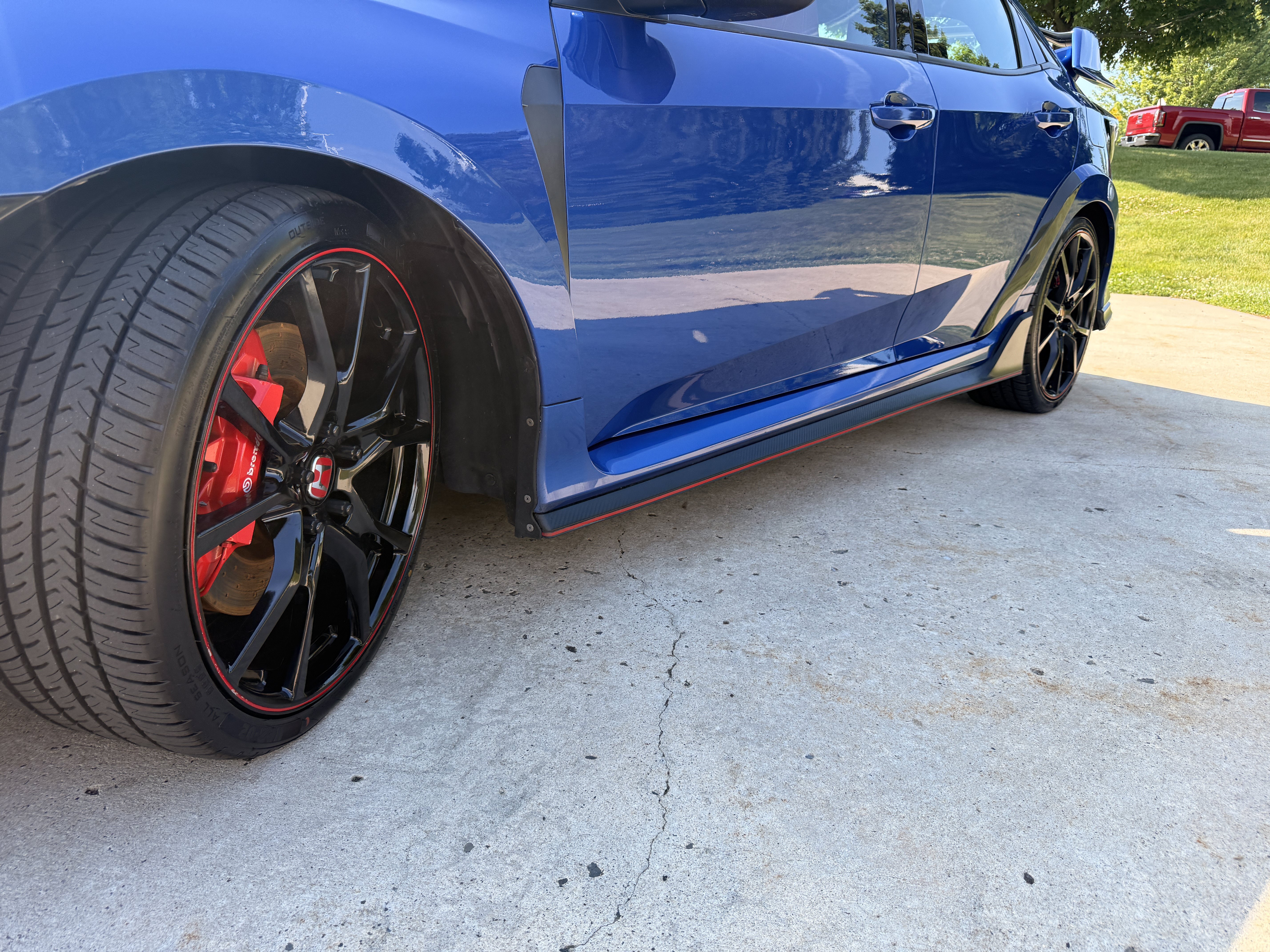Used 2018 Blue Honda Touring image 19
