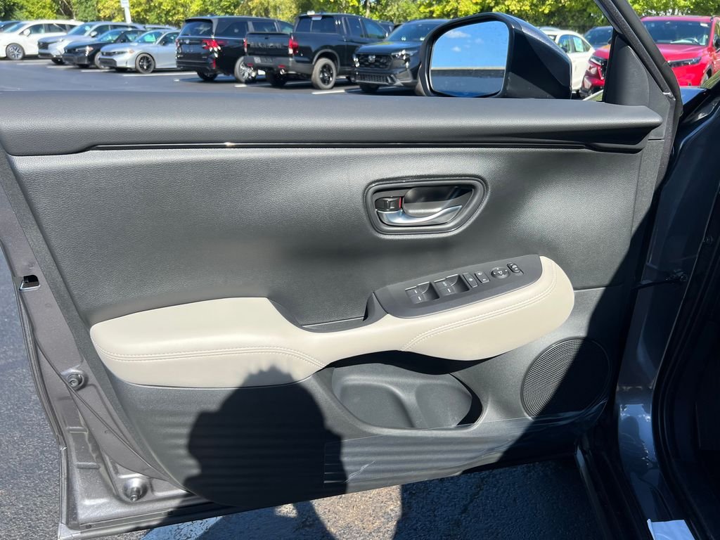2026 Honda HR-V LX - Photo 18