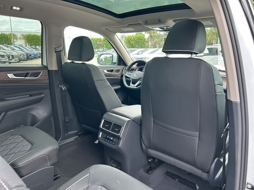 2026 Volkswagen Atlas SEL Premium R-Line - Photo 45