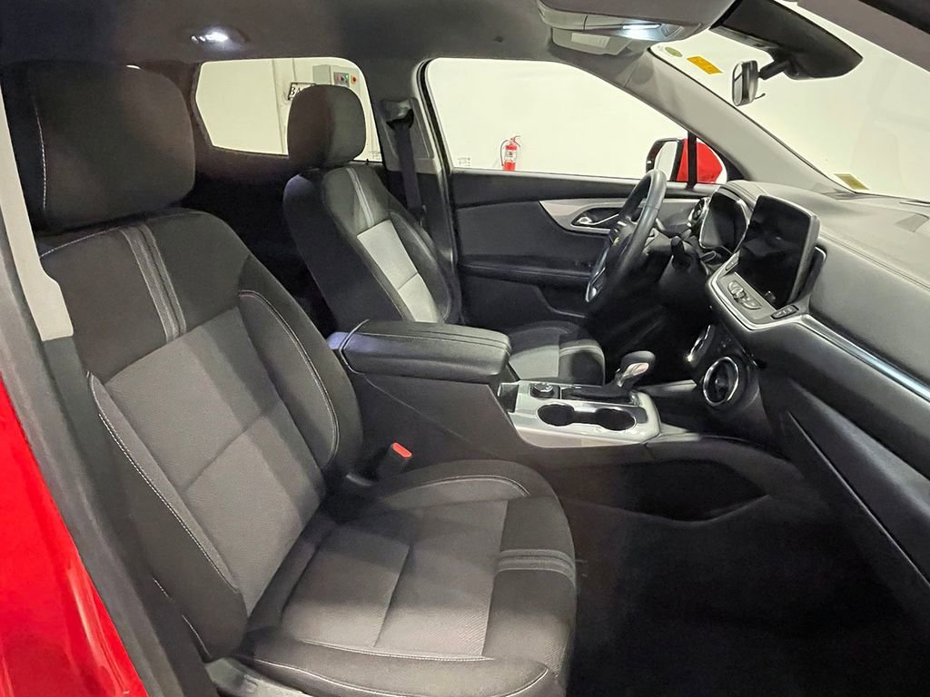 Used 2025 Habanero Orange Chevrolet 2LT image 26