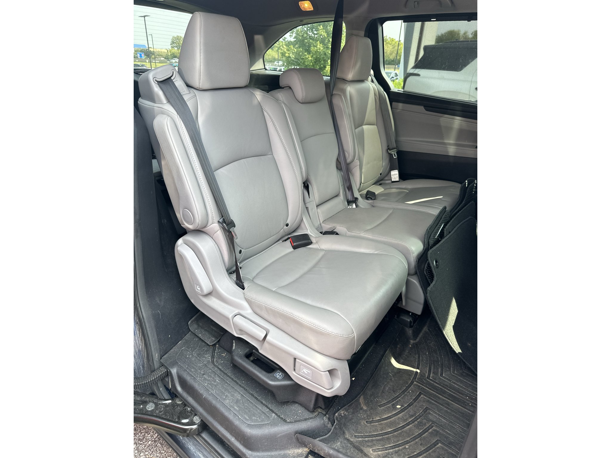 Used 2020 Blue Honda EX-L image 7