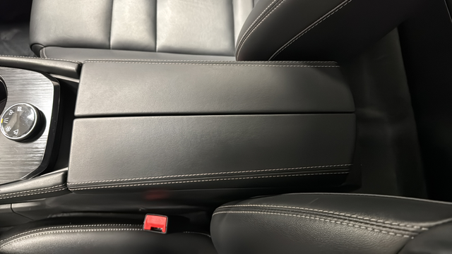 Used 2023 Super Black Nissan SL image 19