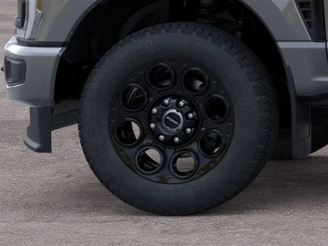 New 2026 Carbonized Gray Metallic Ford XLT image 19