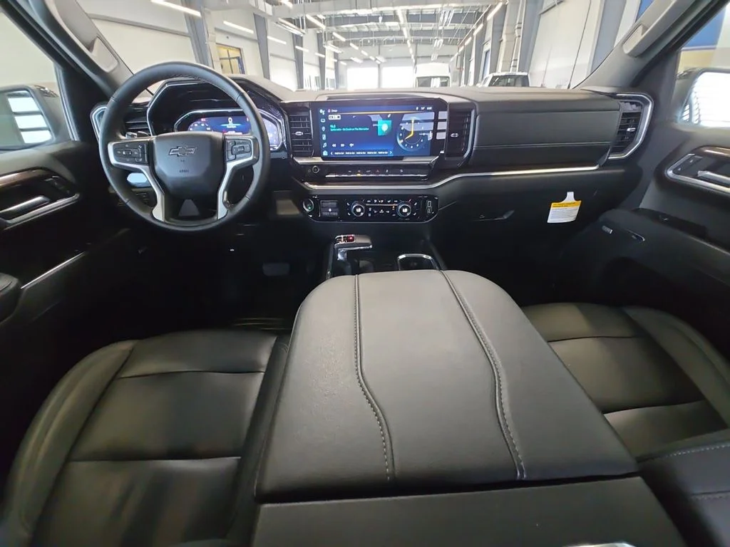Used 2025 White Chevrolet RST image 21