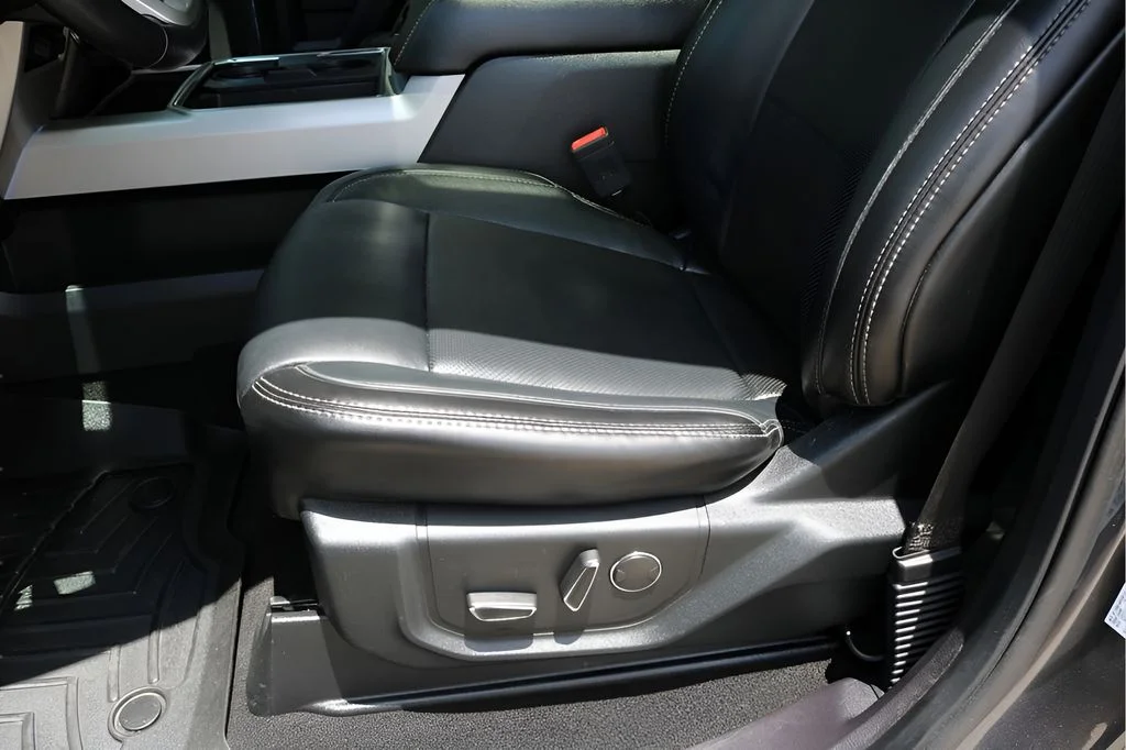 Used 2019 Gray Ford Lariat image 16