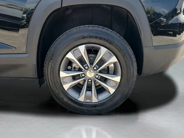 New 2027 Mosaic Black Metallic Chevrolet LT image 33