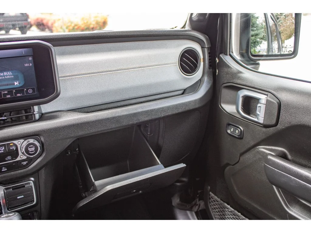 Used 2024 Black Clearcoat Jeep Sport S image 52