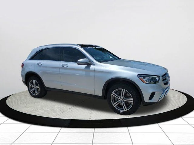 Used 2020  Mercedes-Benz GLC 300 image 1