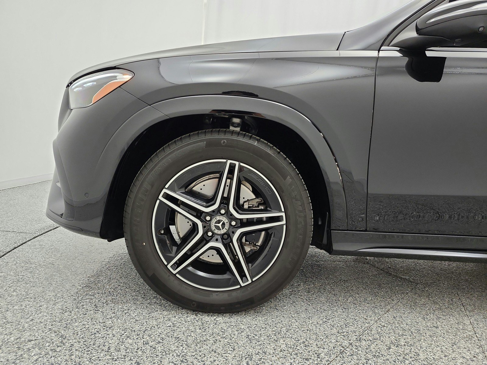 Certified Used 2026 Black Mercedes-Benz GLE 450 4MATIC® SUV image 18