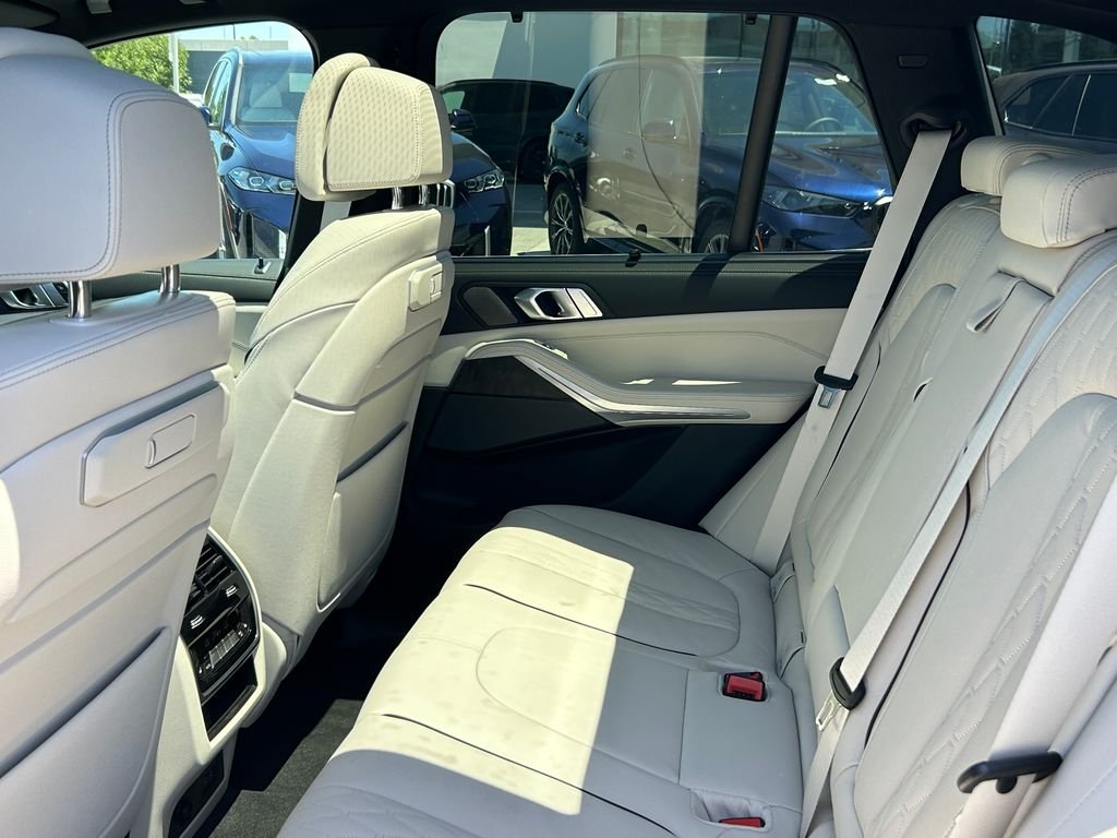 2026 BMW X5 50e - Photo 30