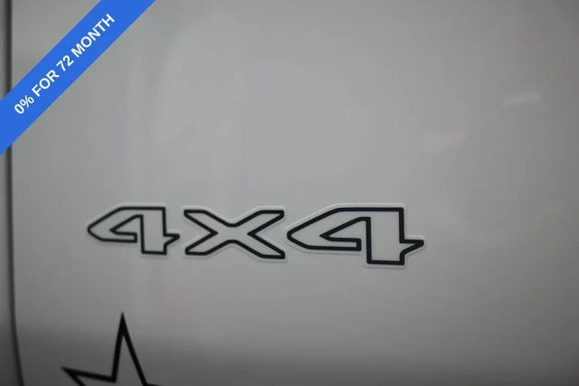 New 2026 Bright White Clearcoat Jeep Laredo image 33