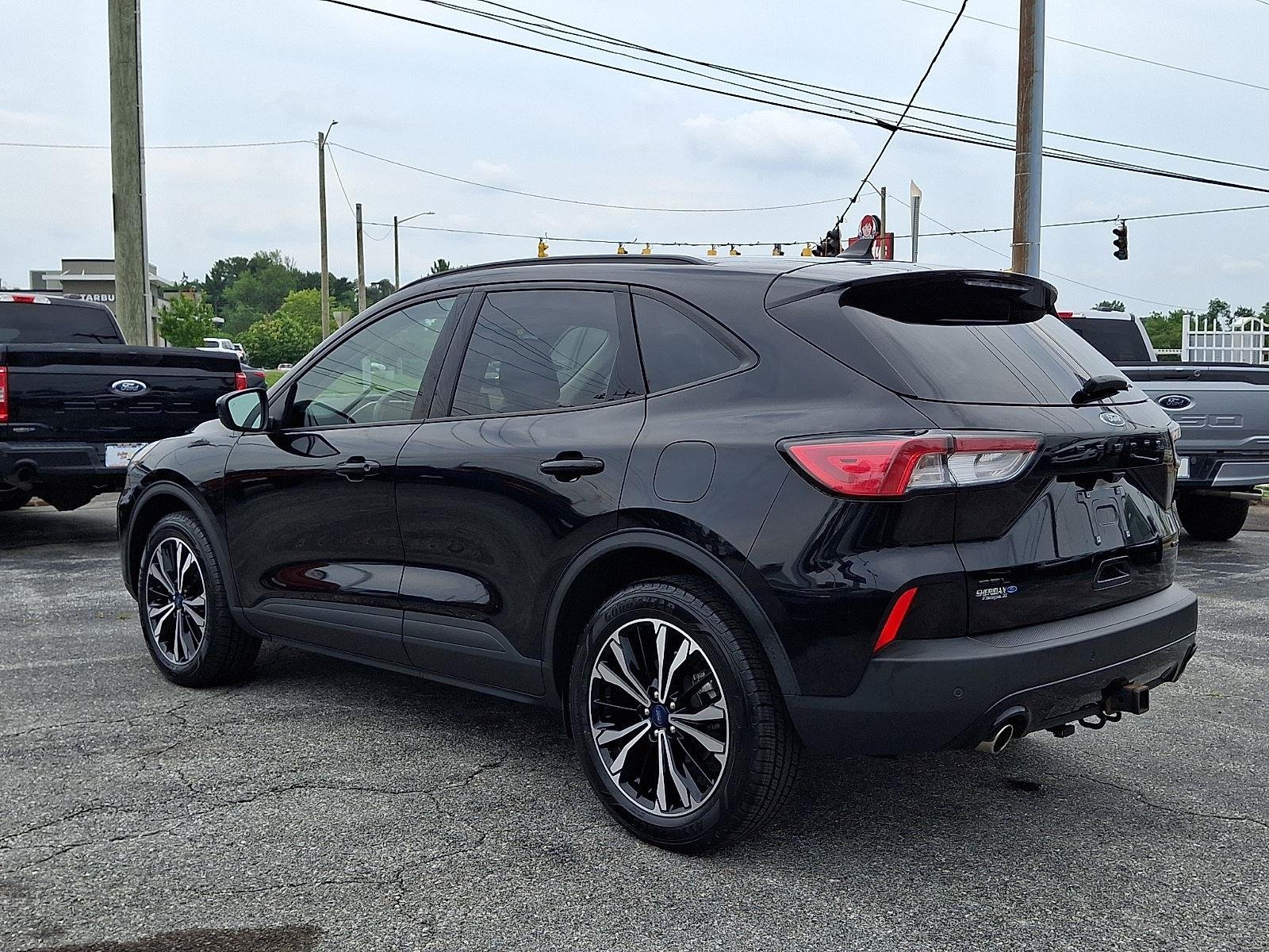 Certified Used 2022 Agate Black Ford SEL image 4