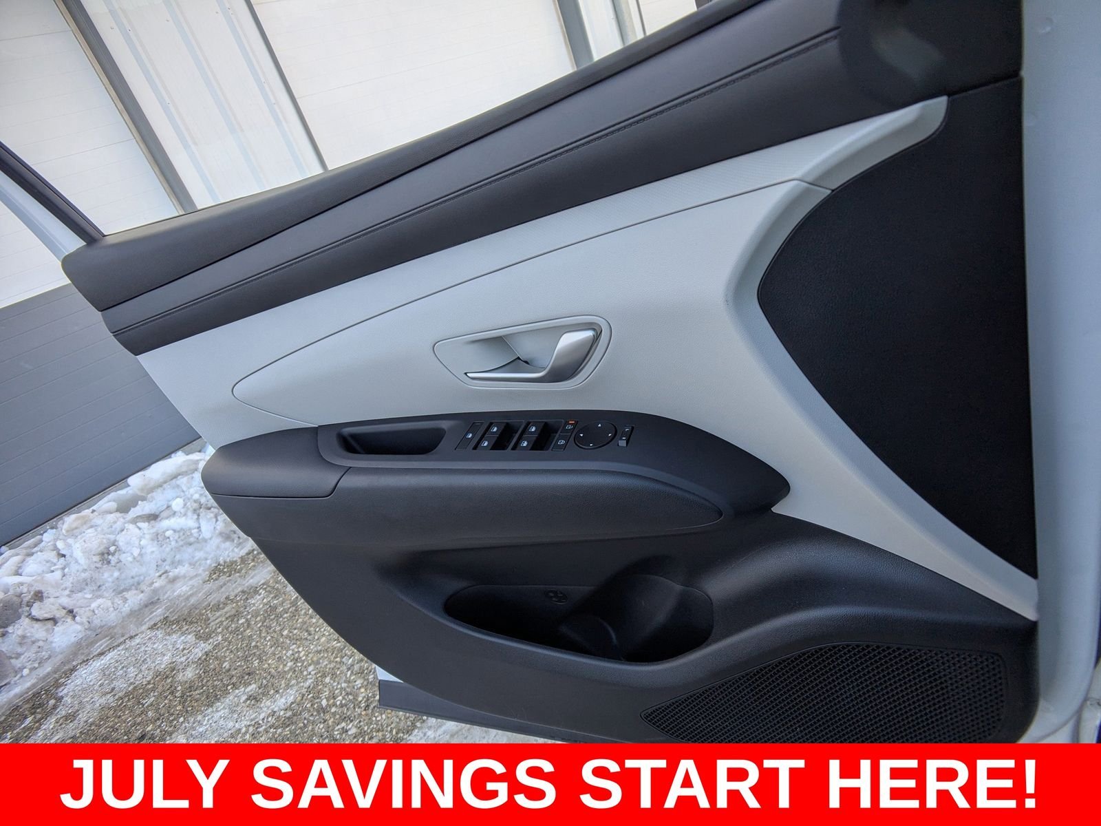 Used 2026 White Hyundai SEL image 29
