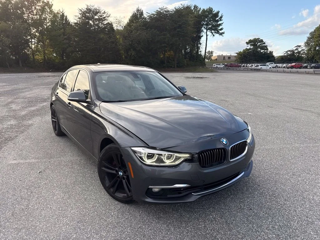 Used 2016 Gray BMW 328i xDrive image 5