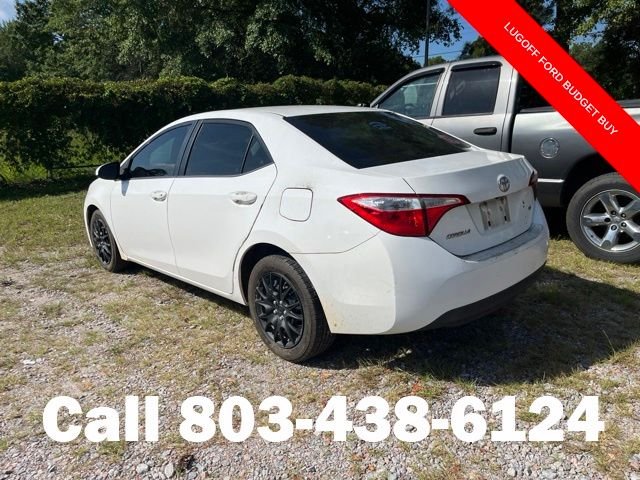 Used 2014 White Toyota LE image 3
