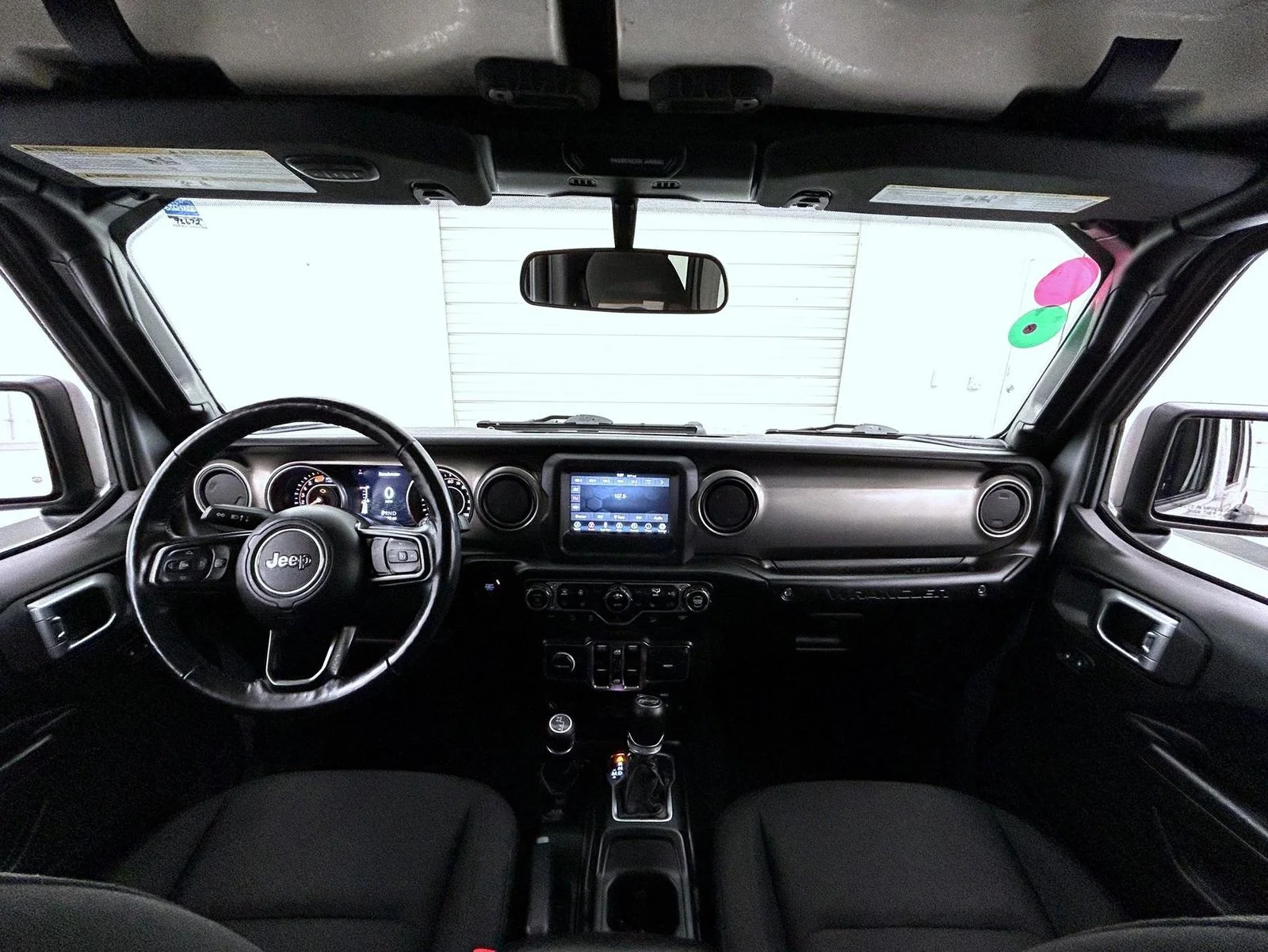 Used 2019 Silver Jeep Unlimited Sport S image 13