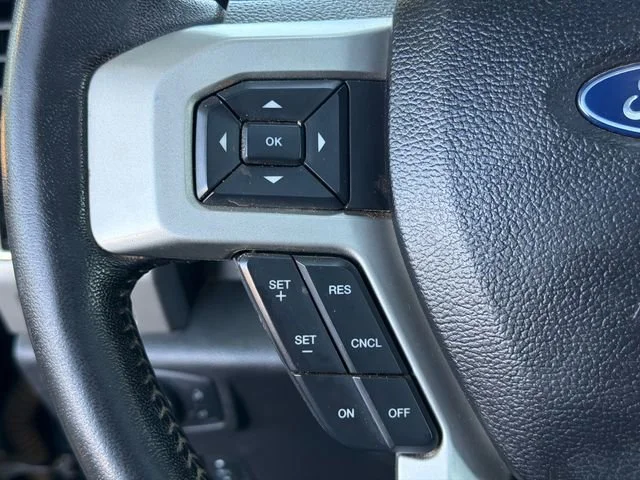 Used 2020 Black Ford LARIAT image 24