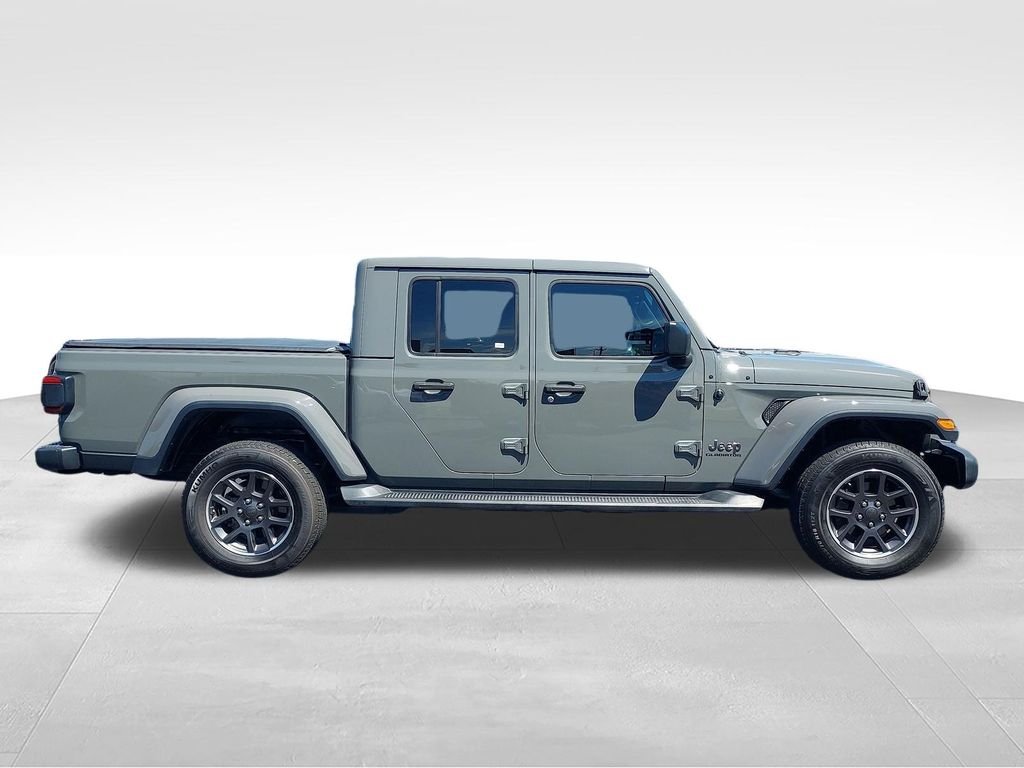 Used 2020 Gray Jeep Overland image 6