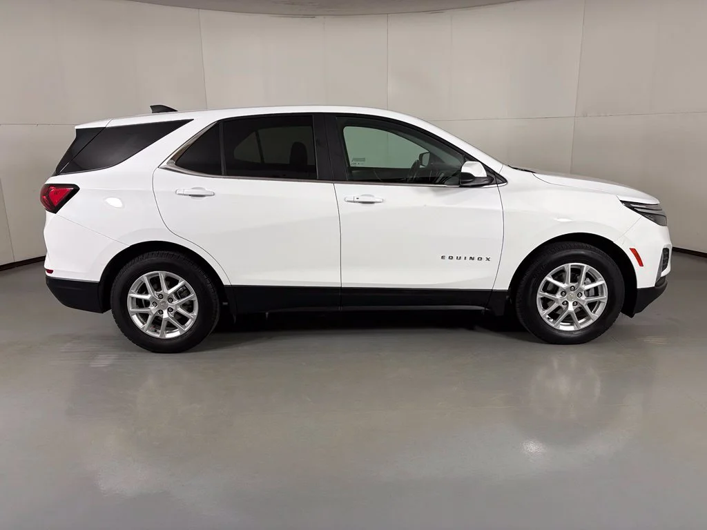 Used 2024 White Chevrolet LT image 9