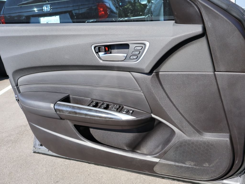 Used 2019  Acura 2.4L image 29