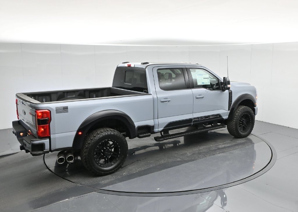 New 2026 Glacier Gray Metallic Tri-Coat Ford Lariat image 44