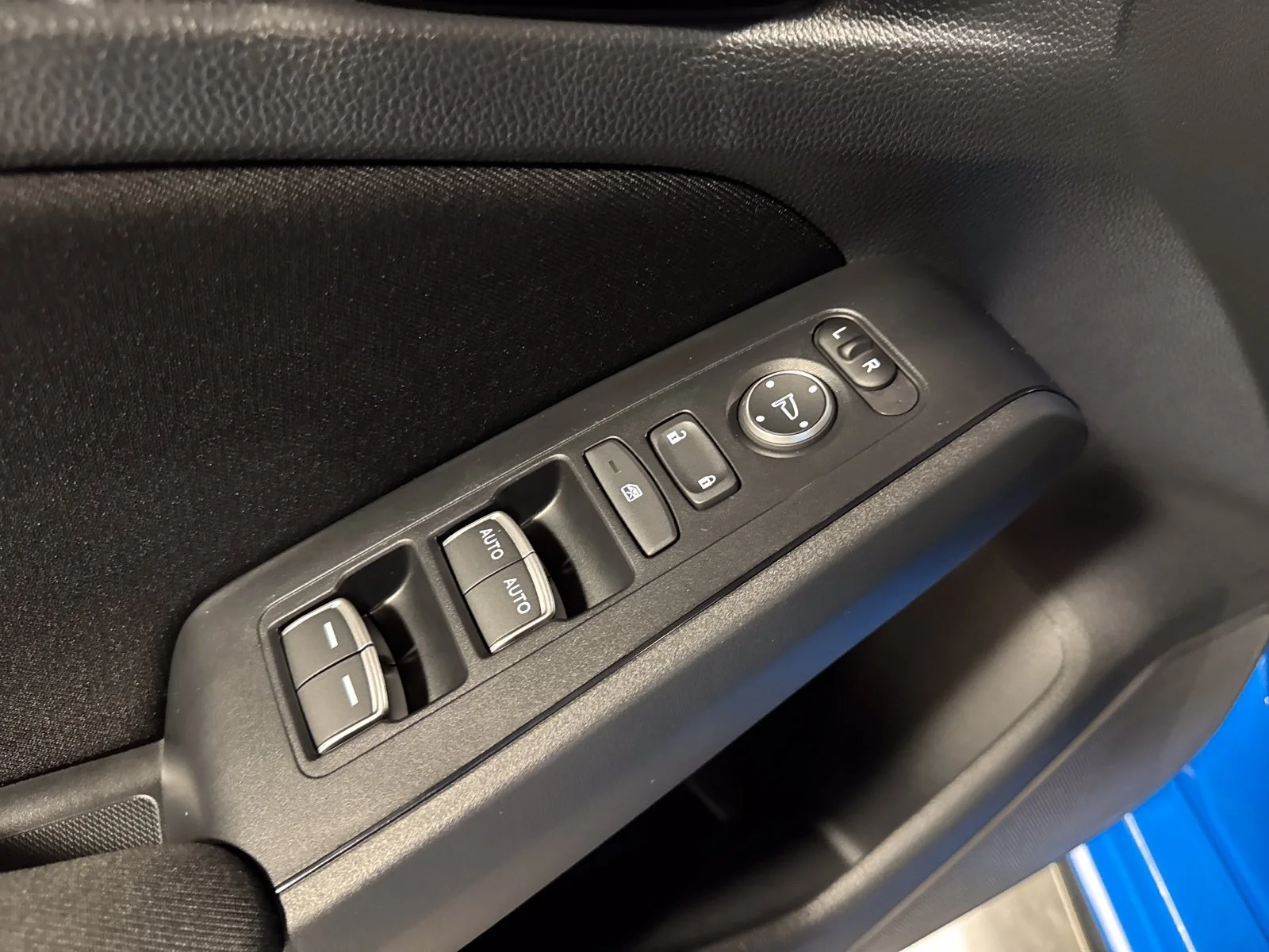 2024 Honda Civic Hatchback Sport - Photo 36