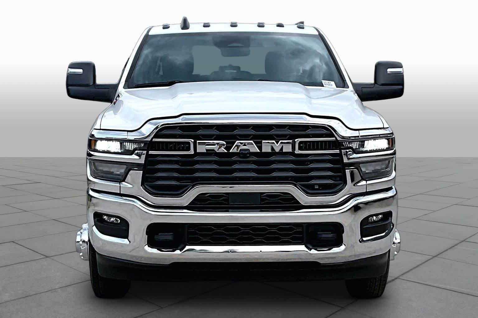 New 2026 Bright White Clearcoat Ram Tradesman image 4