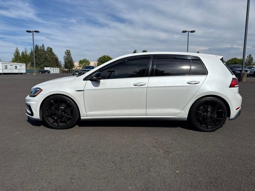 Used 2019 Oryx White Pearl Volkswagen DCC & Navigation 4Motion image 4