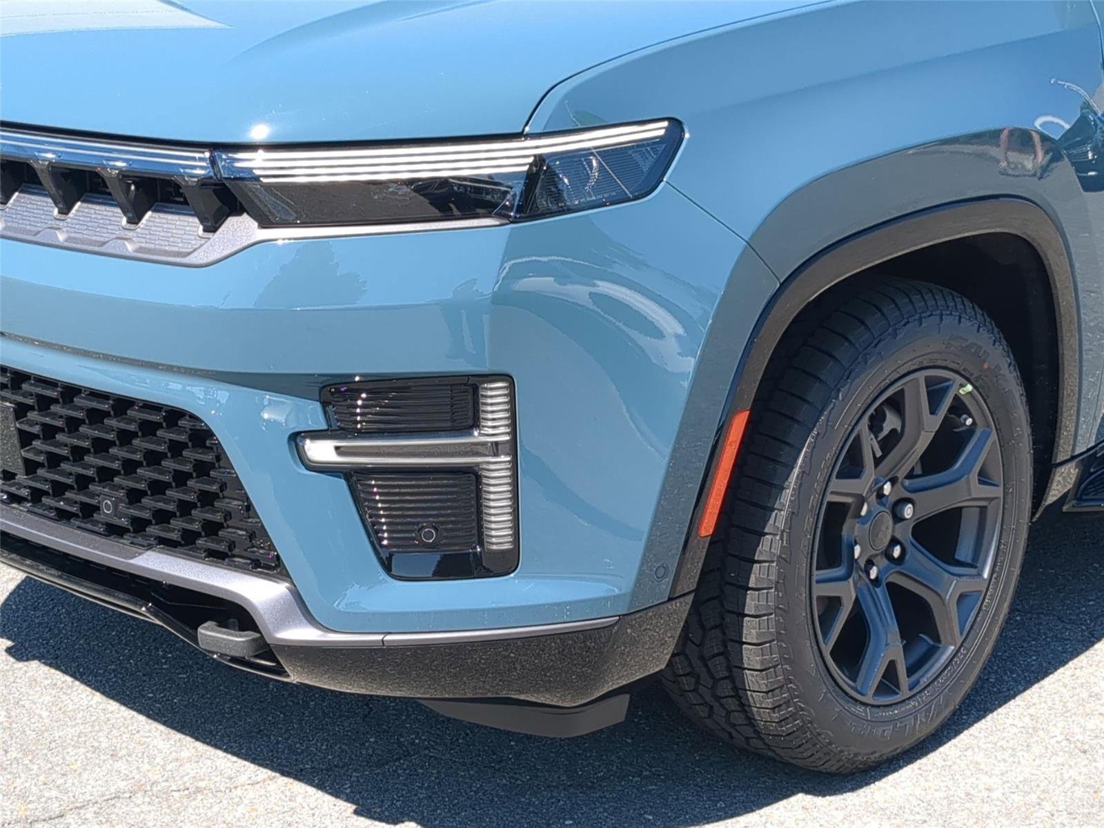New 2026 Steel Blue Exterior Paint Jeep Upland image 9